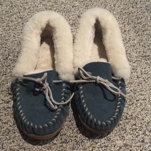 LL bean slate blue slippers